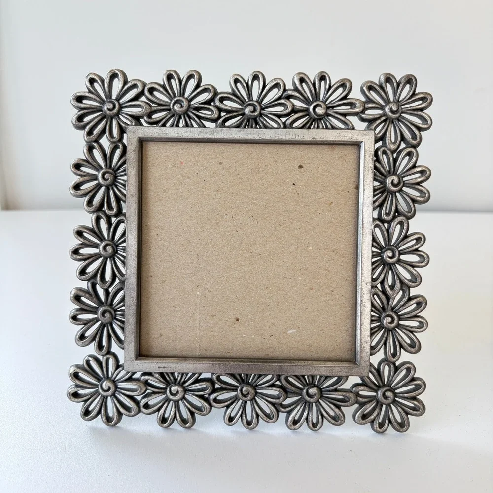 Elsa L Pewter Tone Metal Picture Frame Set Daisy and Rhinestone Clover 4x6 3x3